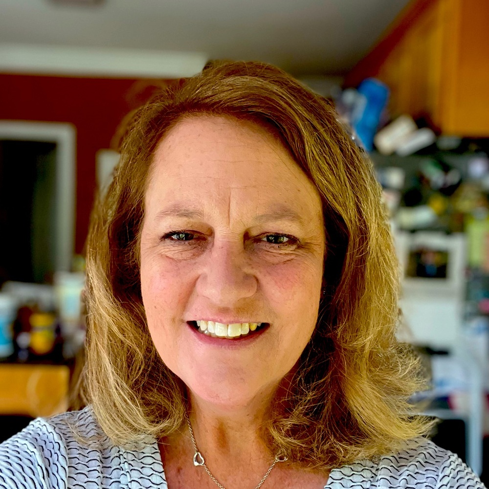 Meet your Posher, Mary Jo